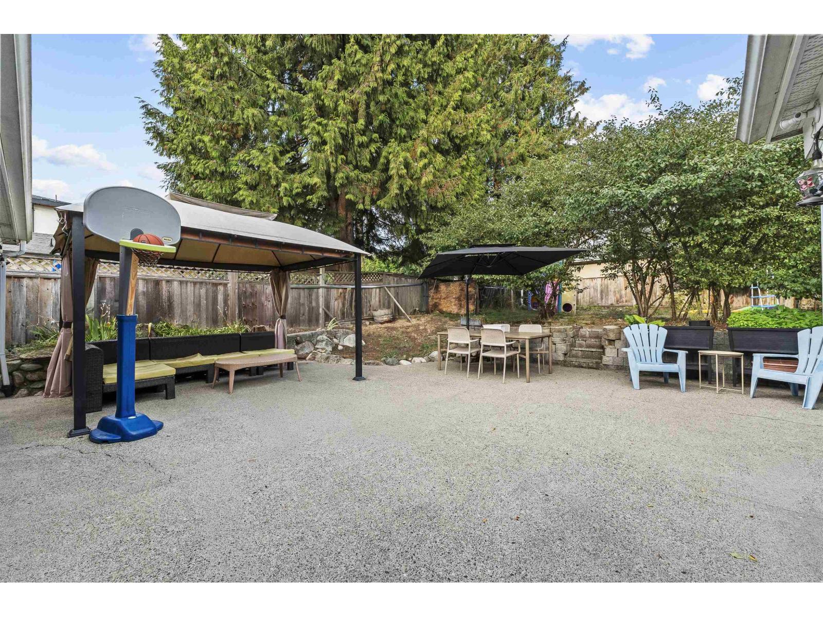 7920 110 Street Property Photo 10