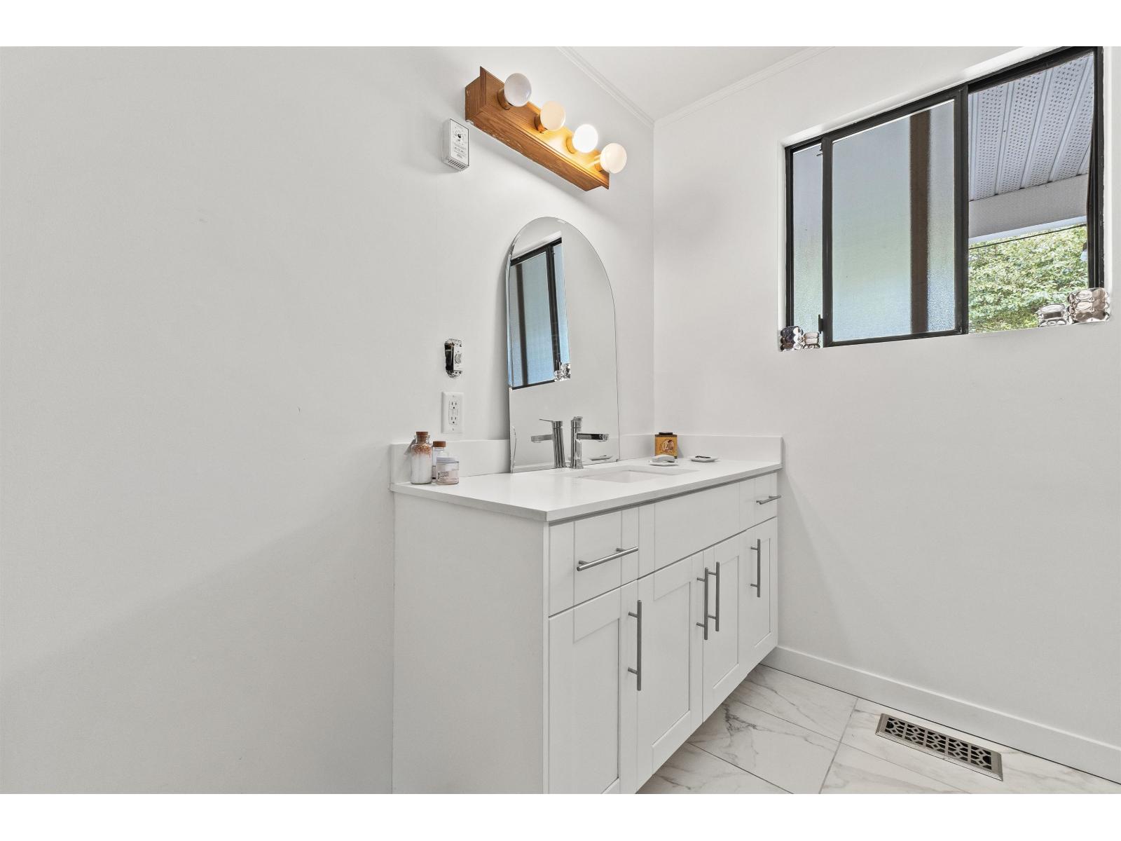 7920 110 Street Property Photo 29
