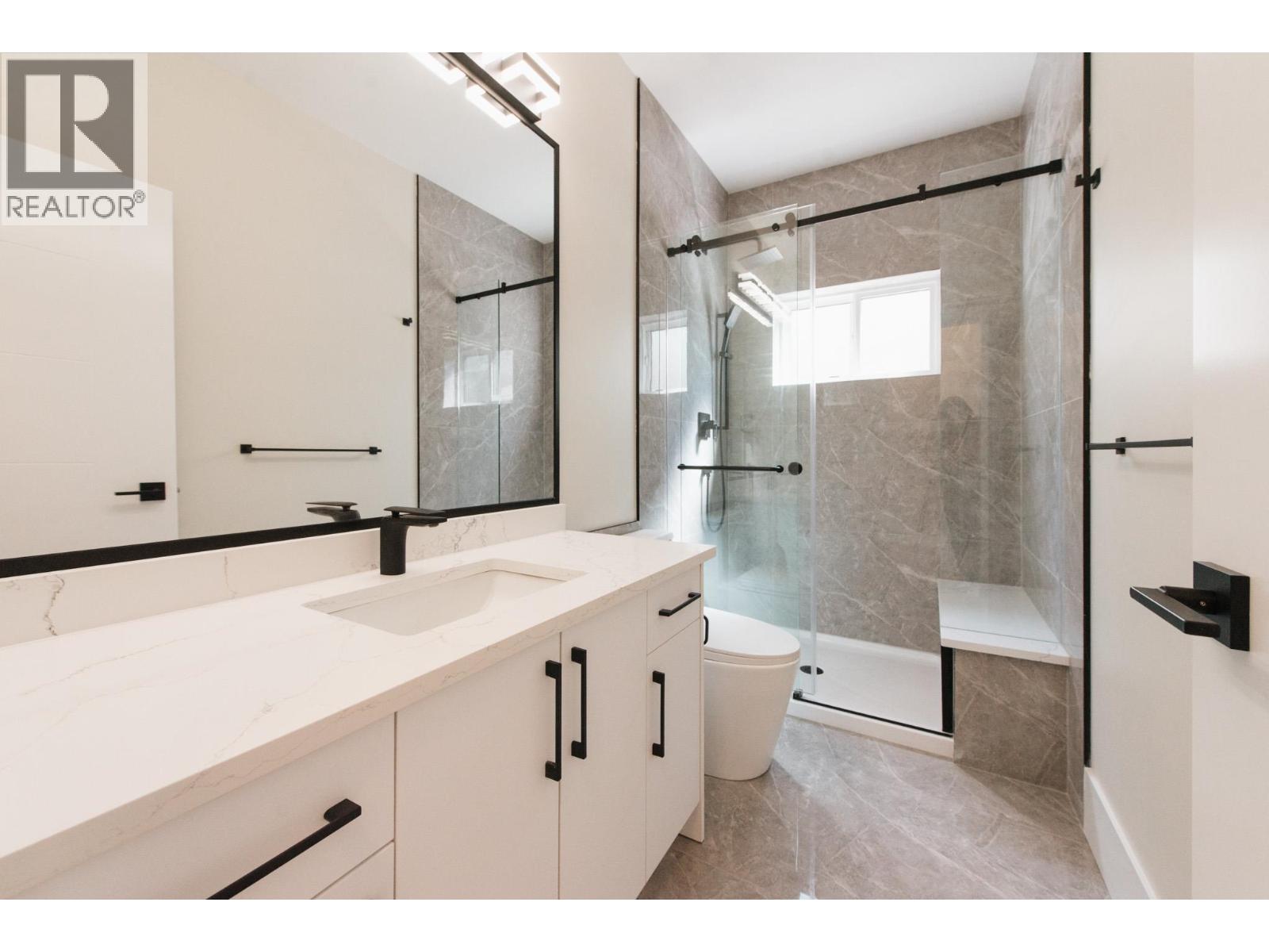 5962/64 Barnacle Street Property Photo 21