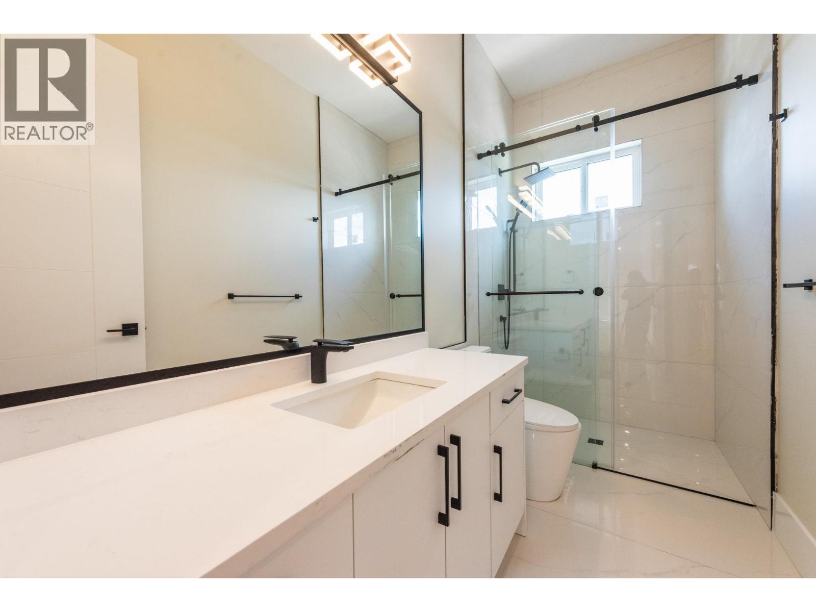 5962/64 Barnacle Street Property Photo 22