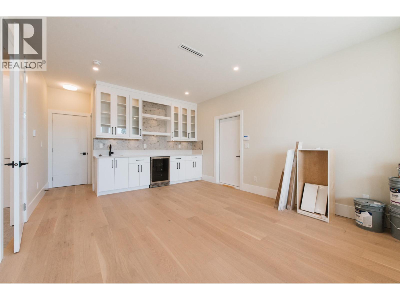 5962/64 Barnacle Street Property Photo 25