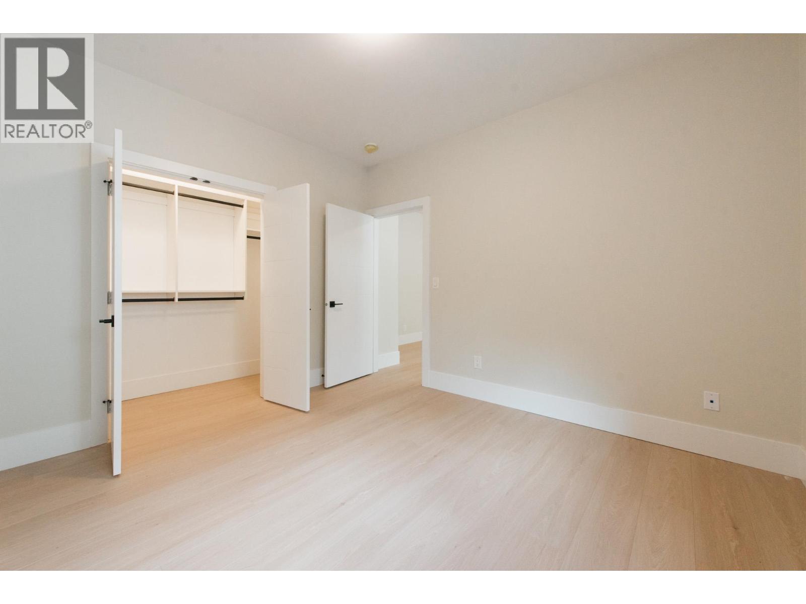 5962/64 Barnacle Street Property Photo 31