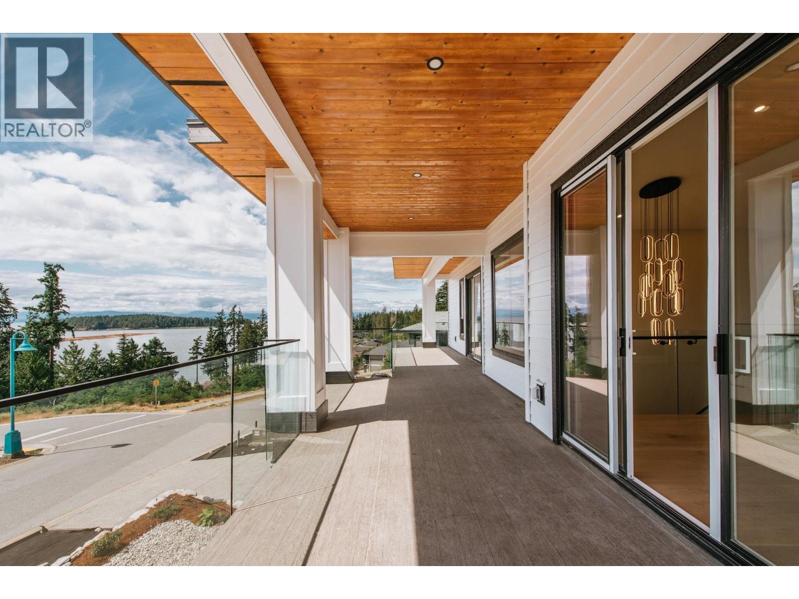 5962/64 Barnacle Street Property Photo 38