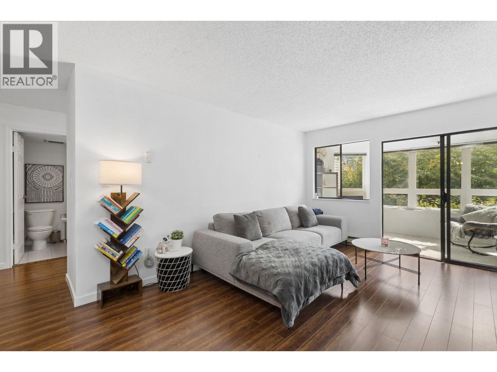 204 1155 ROSS RD Property Photo 1