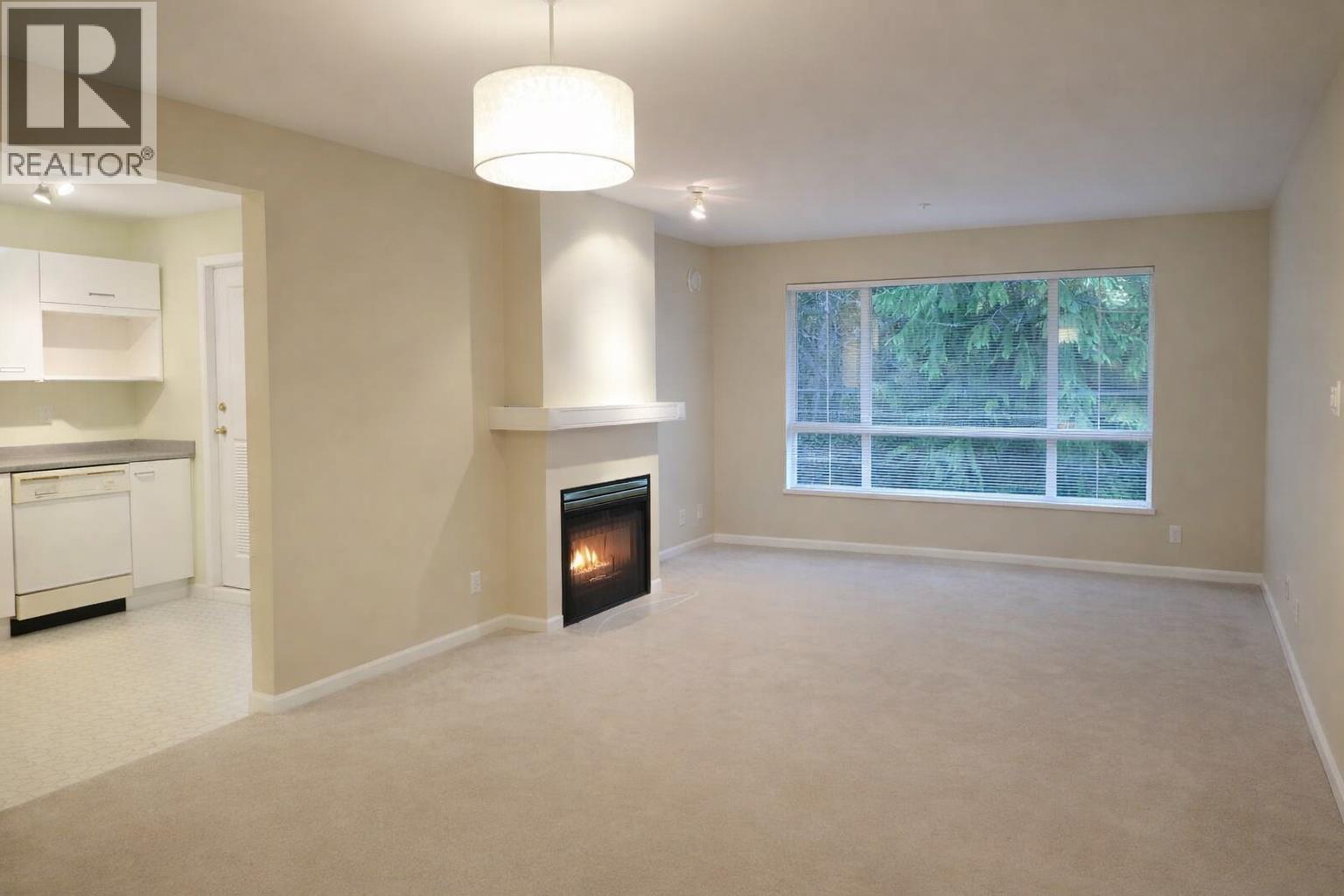 215 1242 Town Centre Boulevard Property Photo 2