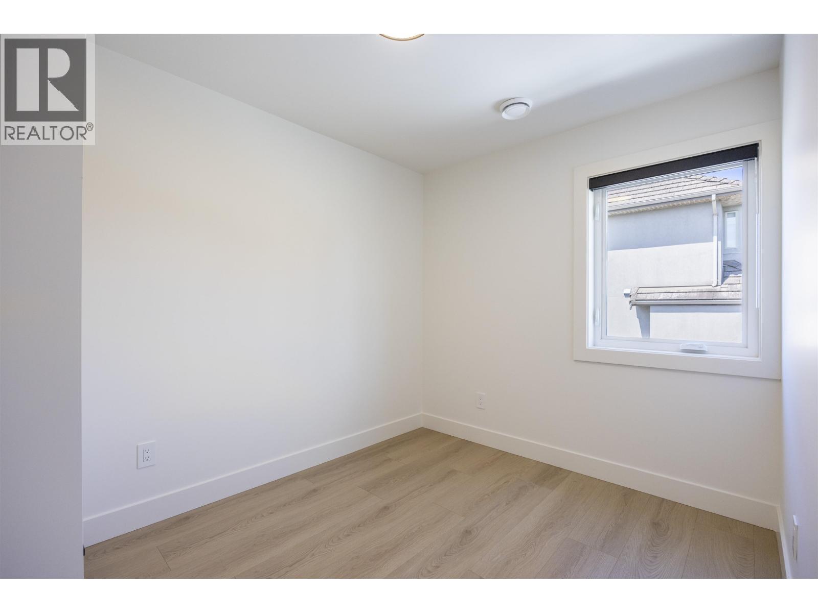 217 E Eighth Avenue Property Photo 29