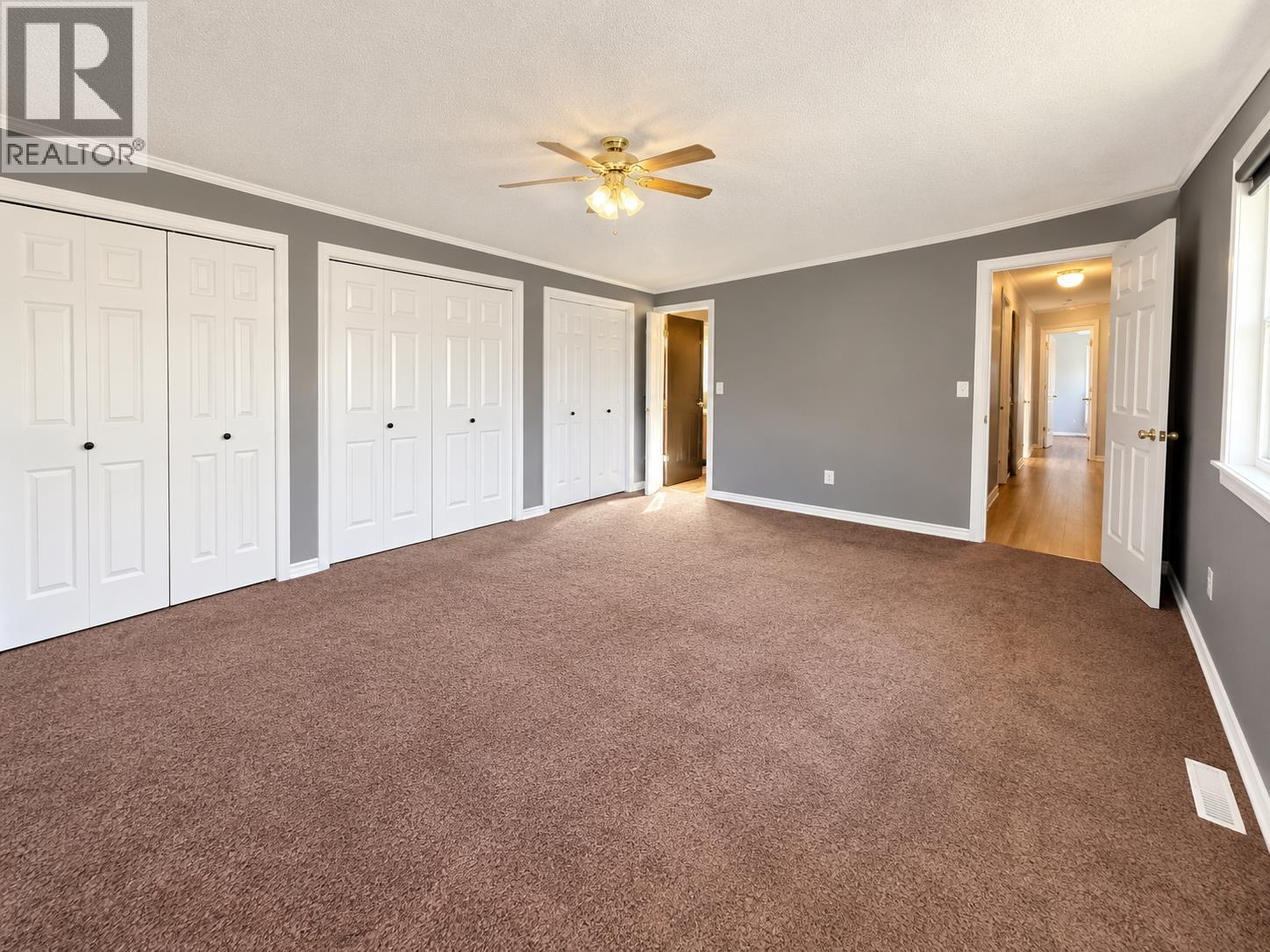3 3278 Third Avenue Property Photo 7