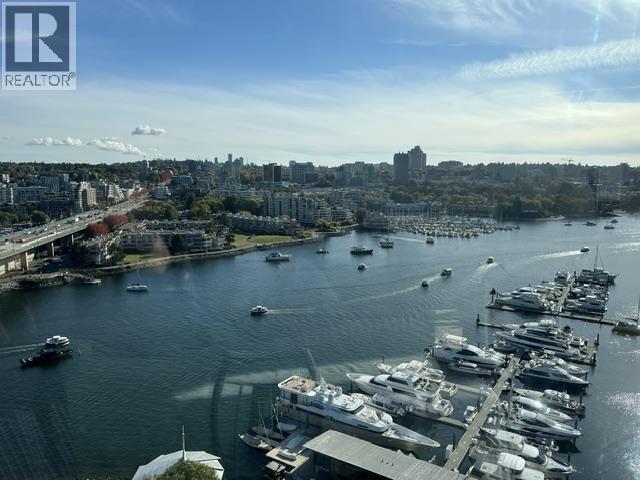 2306 1033 MARINASIDE CRESCENT Property Photo 1