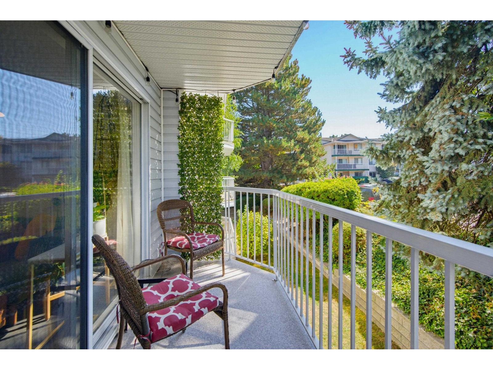 206 2750 Fuller Street Property Photo 23