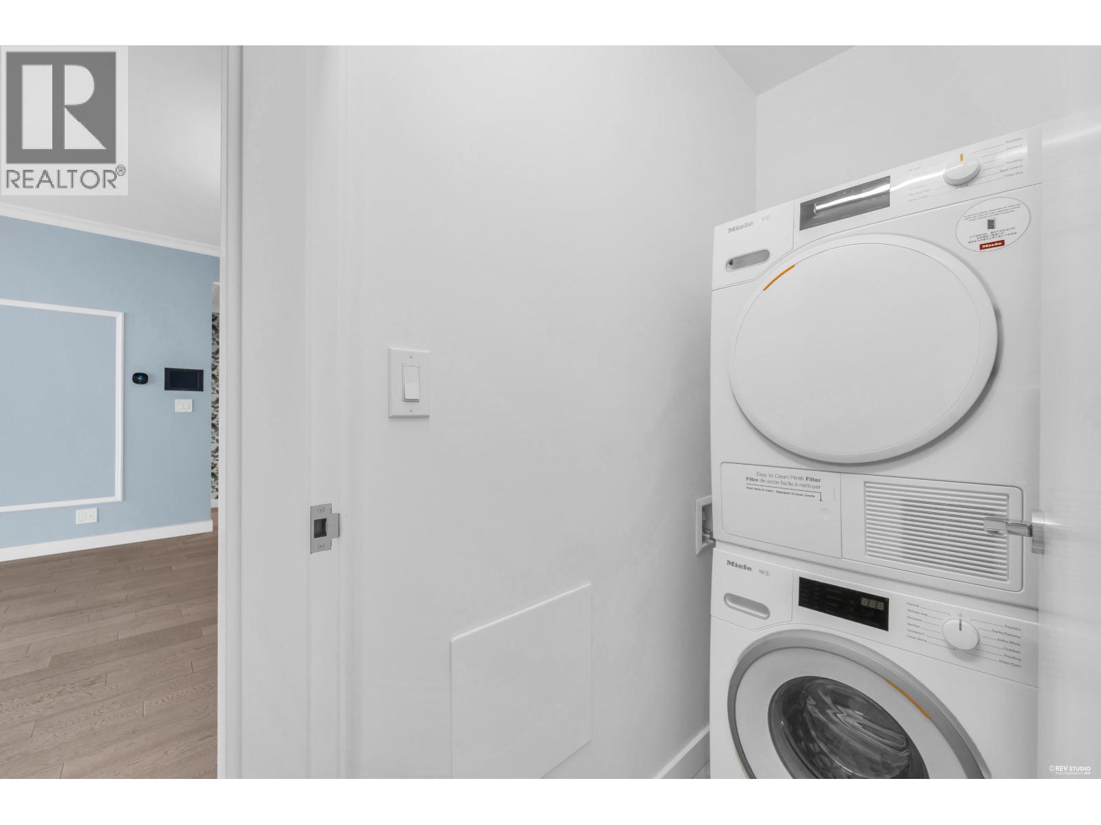 709 6622 Pearson Way Property Photo 21