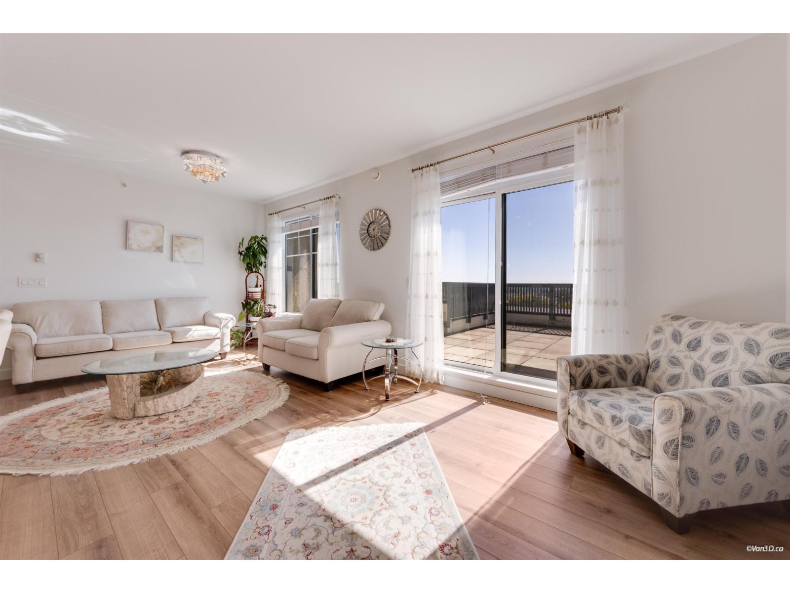 A502 20487 65 Avenue Property Photo 12