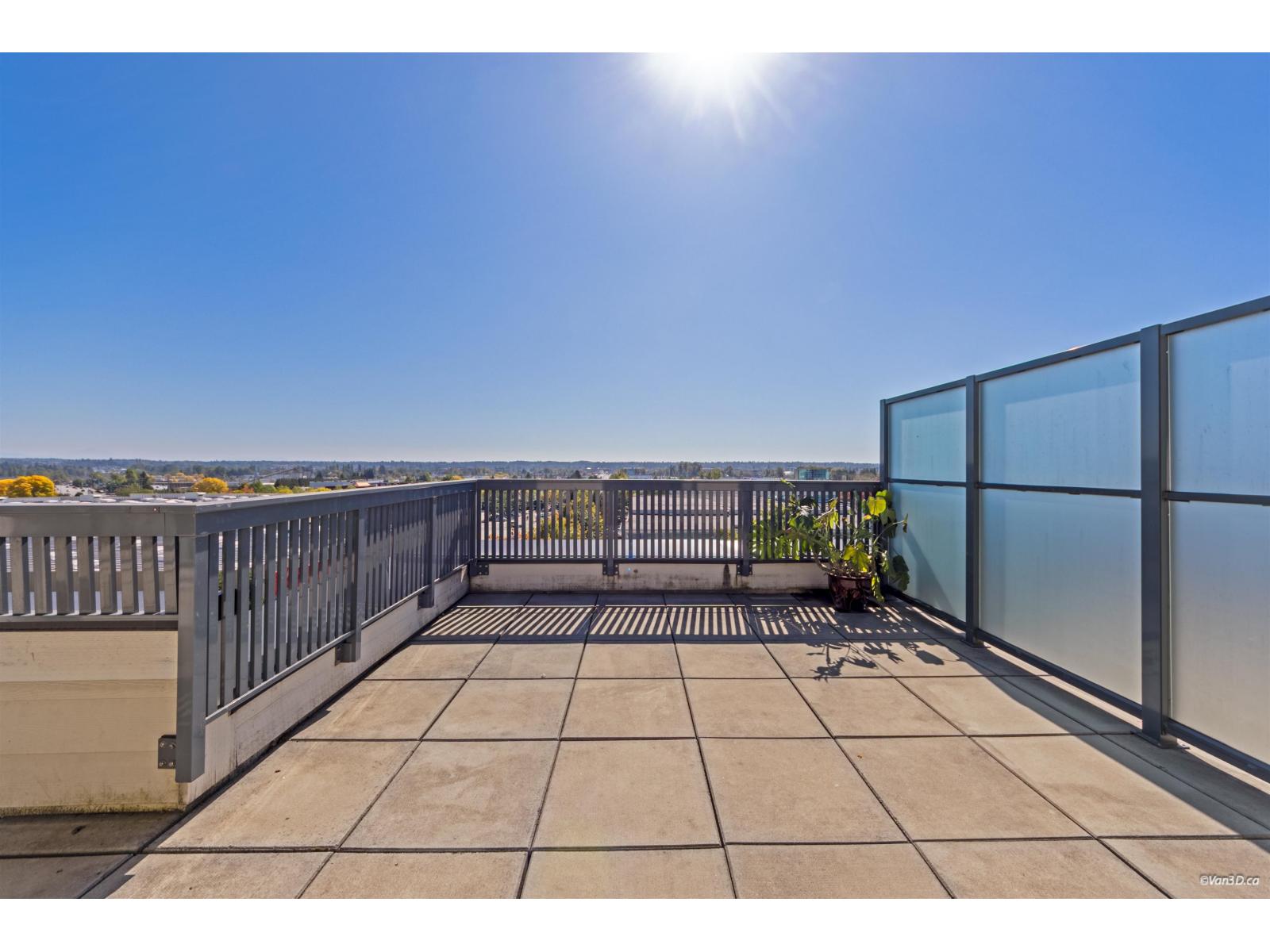 A502 20487 65 Avenue Property Photo 15