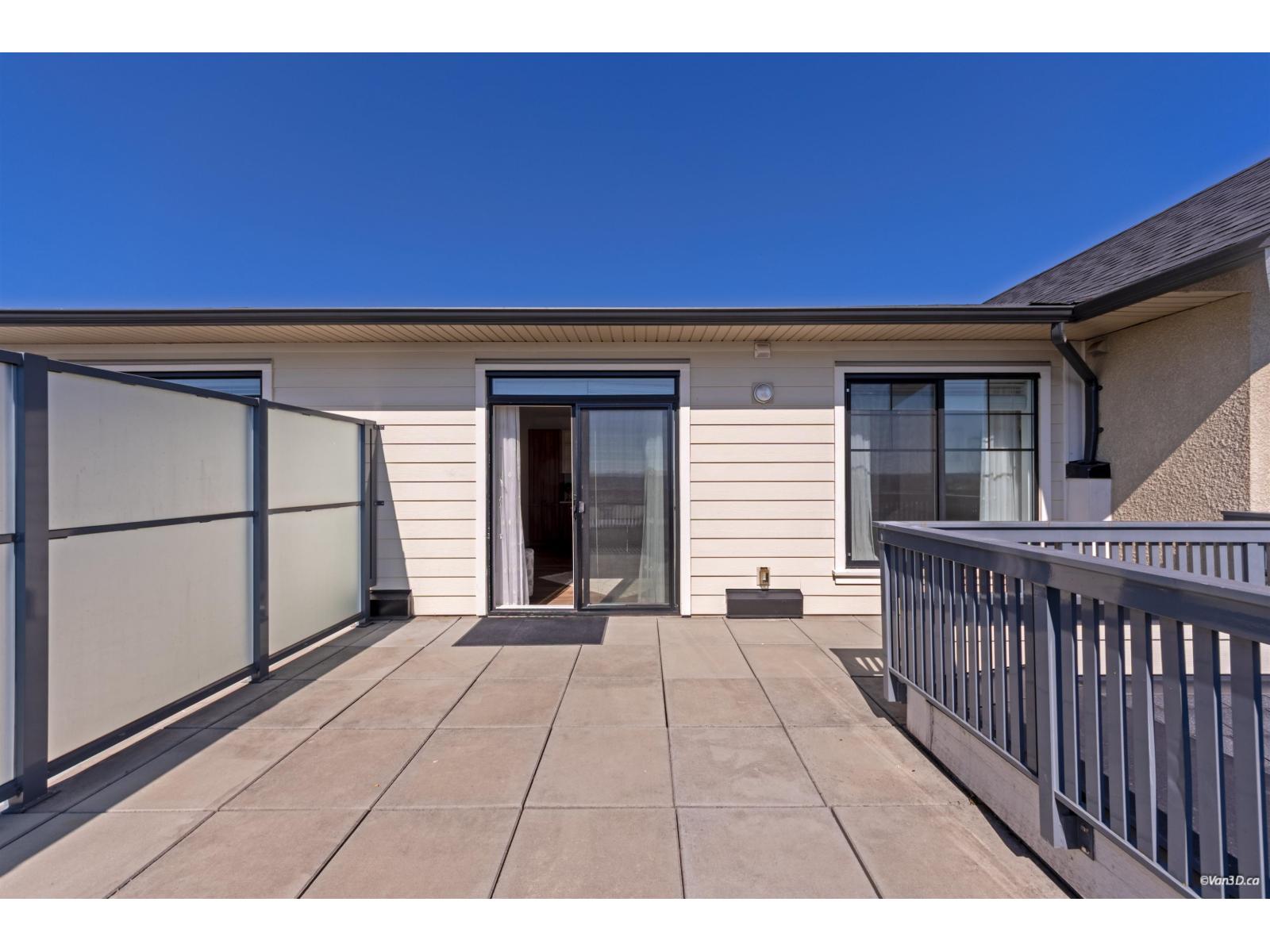 A502 20487 65 Avenue Property Photo 16