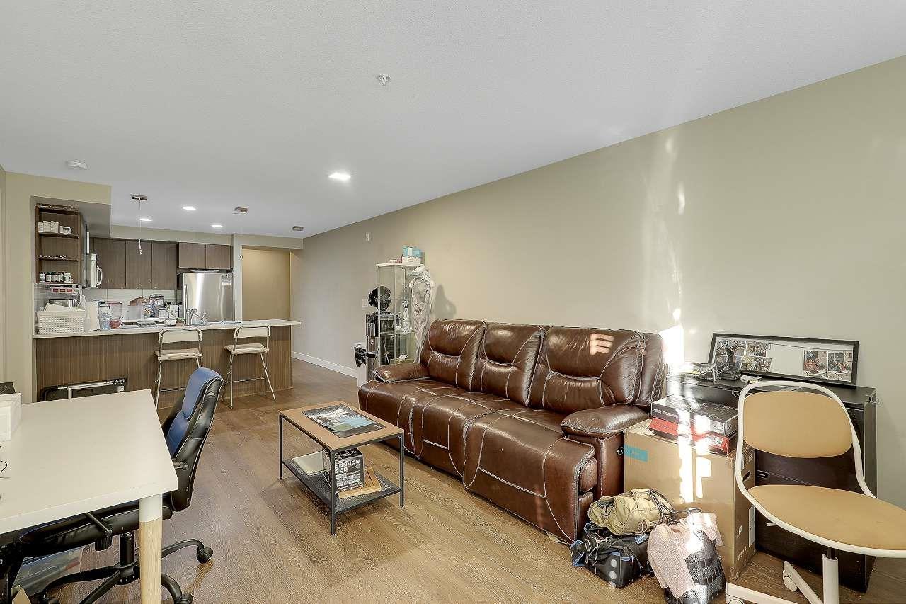 209 19936 56 Avenue Property Photo 11
