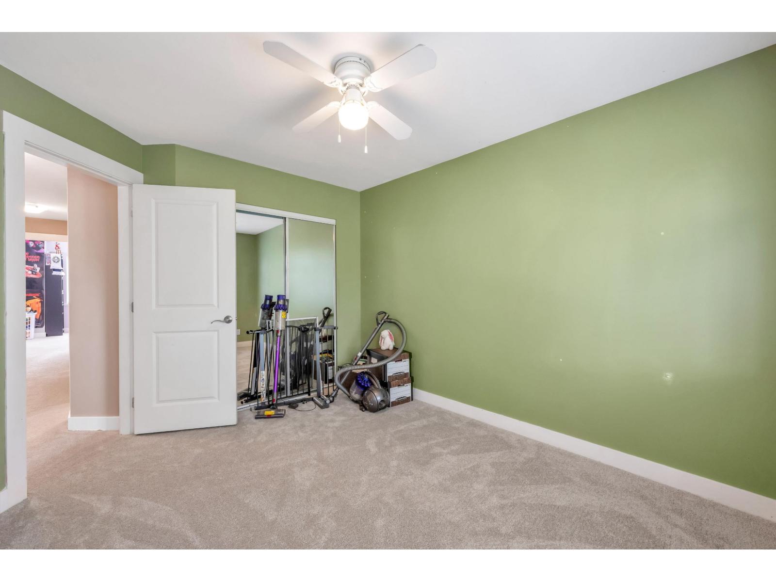 92 19932 70 Avenue Property Photo 28
