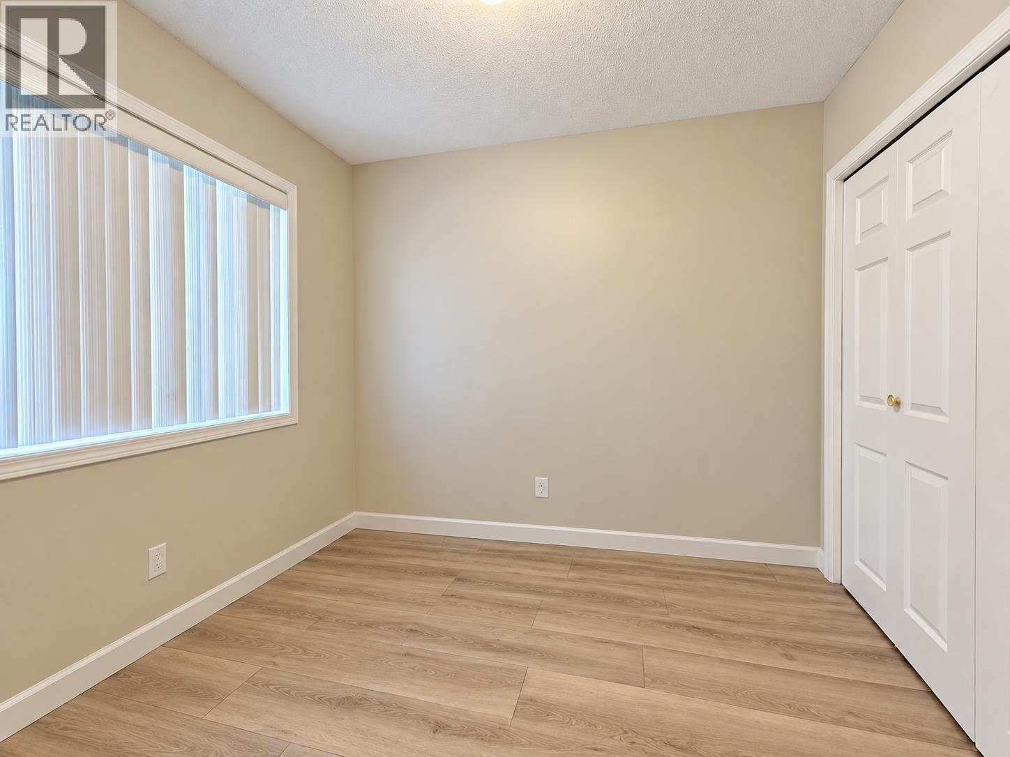 2222-2226 Poulton Avenue Property Photo 10