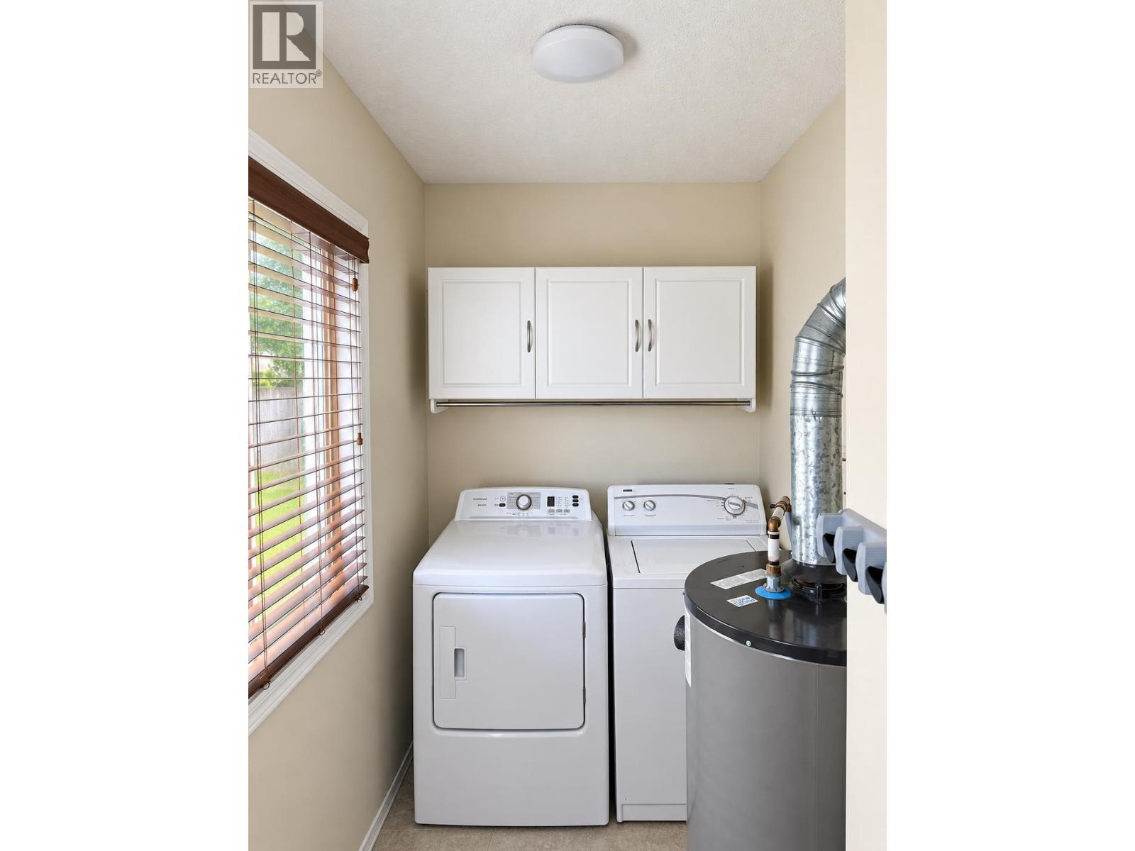 2222-2226 Poulton Avenue Property Photo 15