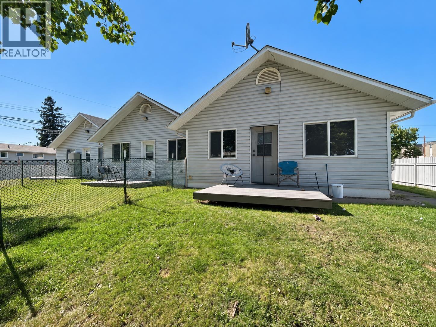 2222-2226 Poulton Avenue Property Photo 19