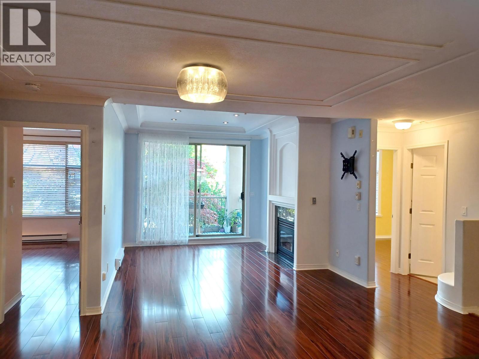 210 3176 Plateau Boulevard Property Photo 7