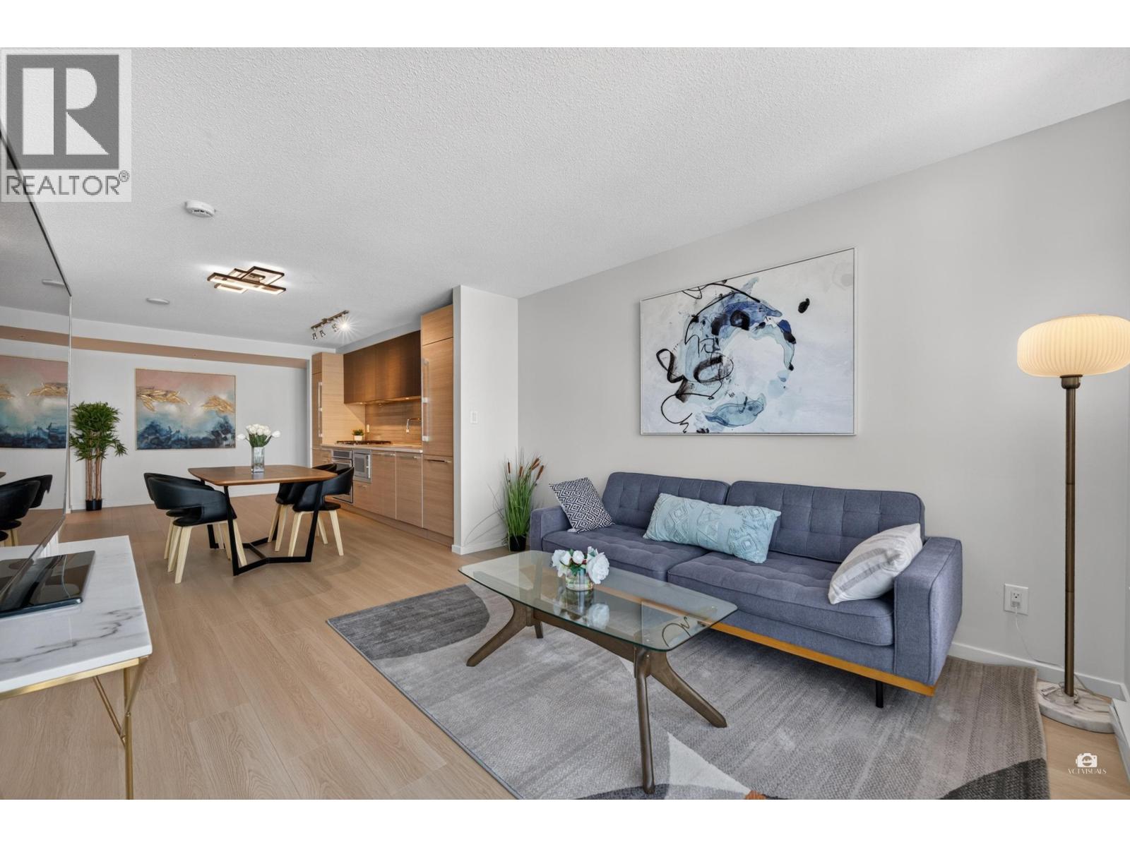 1806 6658 Dow Avenue Property Photo 1