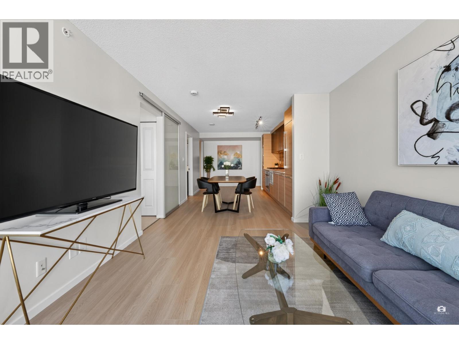 1806 6658 Dow Avenue Property Photo 6