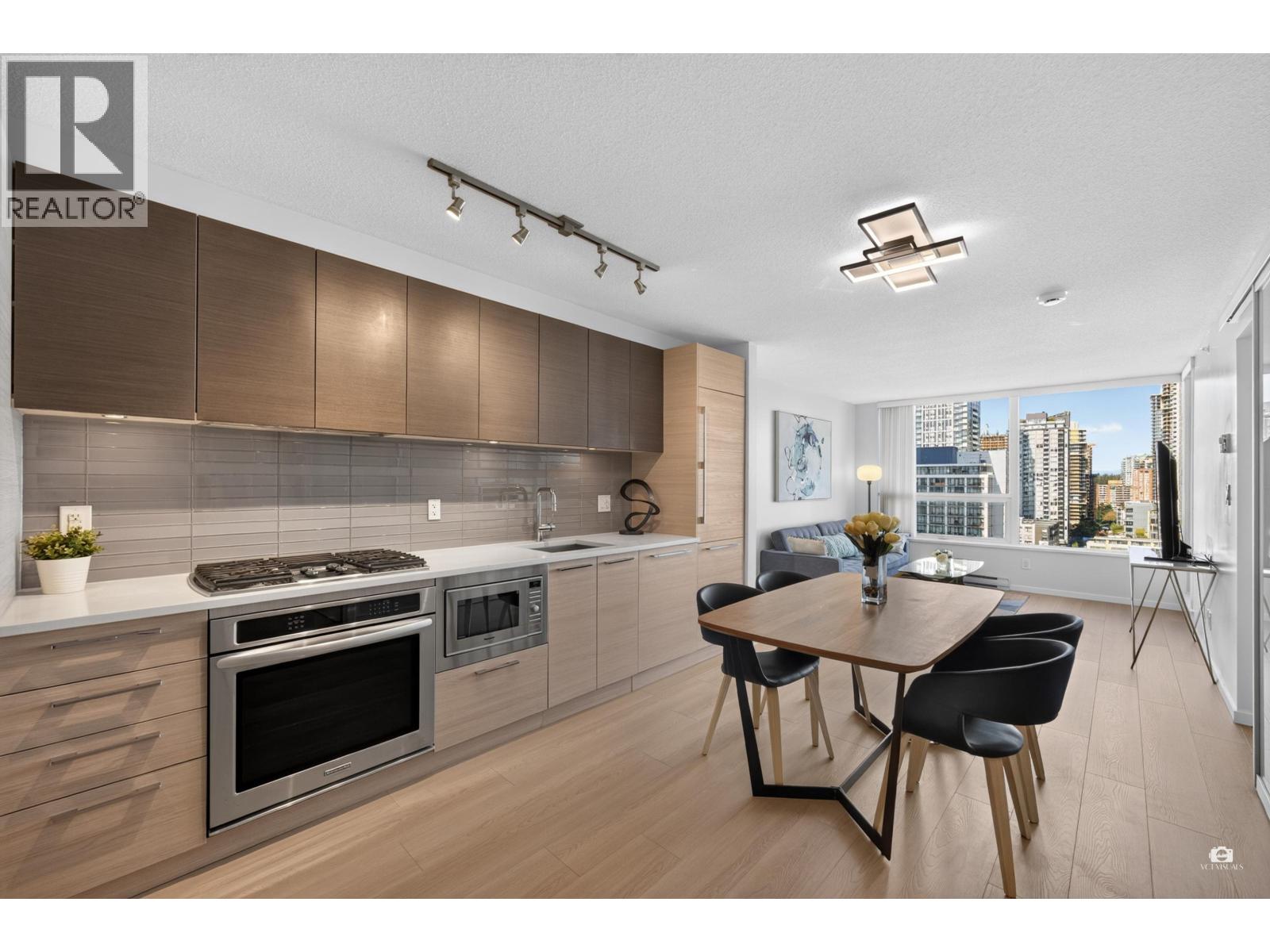 1806 6658 Dow Avenue Property Photo 8