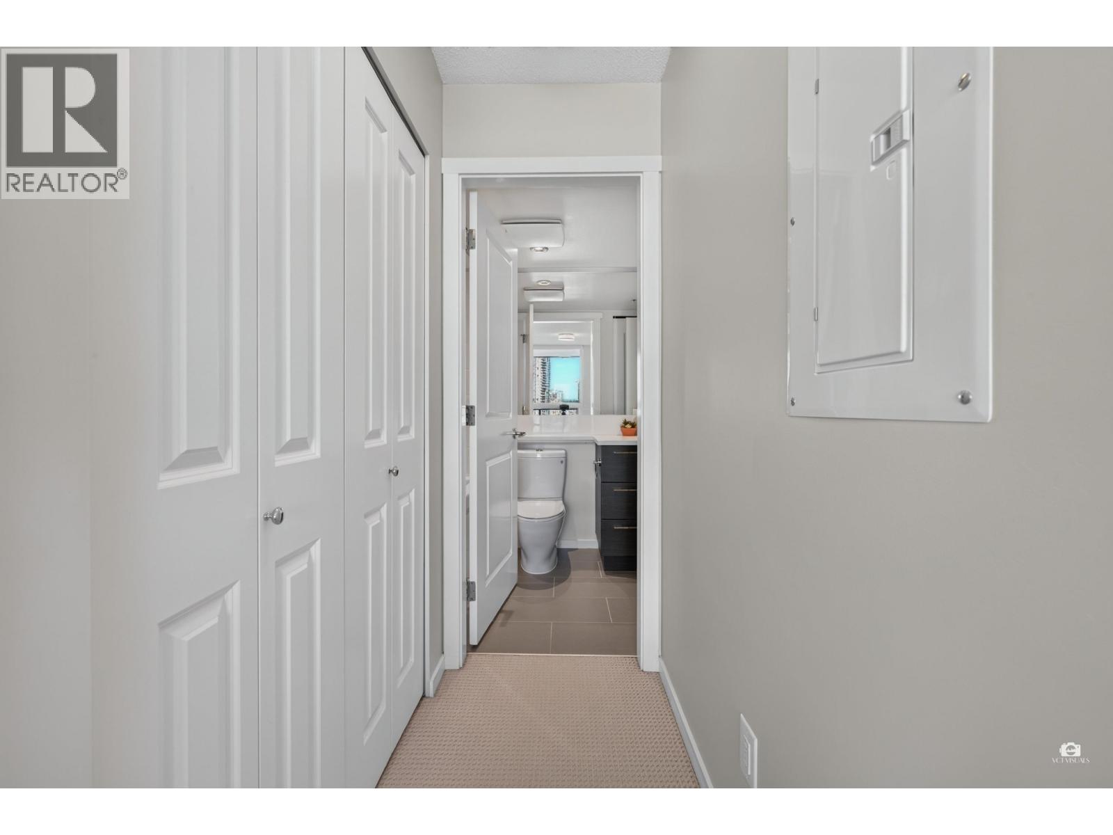 1806 6658 Dow Avenue Property Photo 22