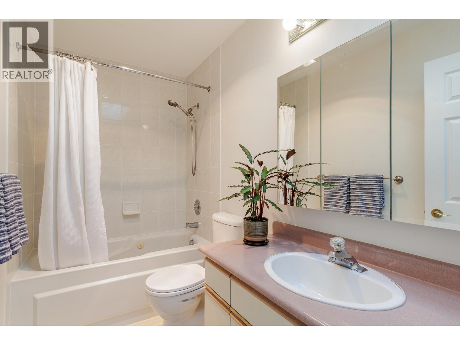 8 5768 Marine Way Property Photo 18