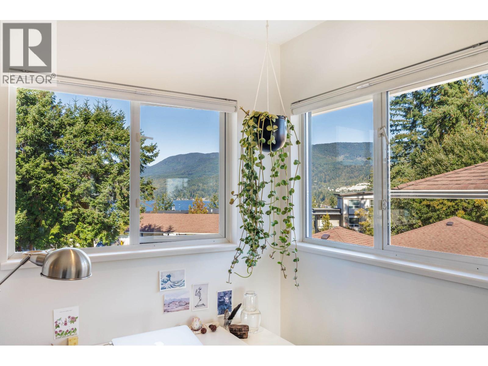 8 5768 Marine Way Property Photo 19