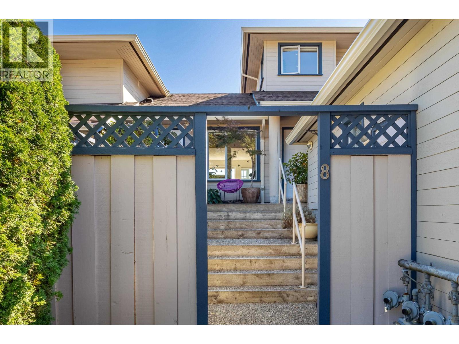 8 5768 Marine Way Property Photo 27