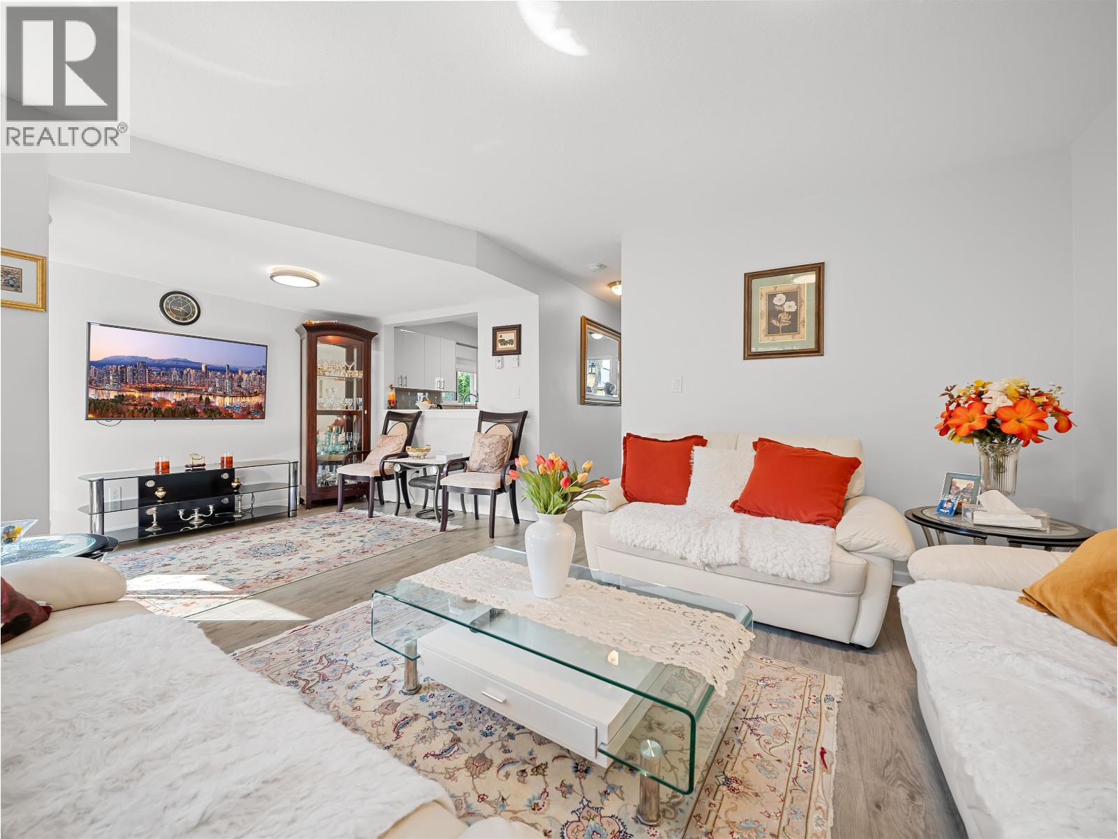 8 815 Tobruck Avenue Property Photo 1