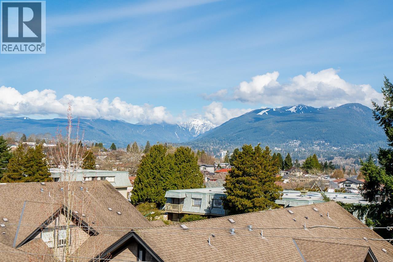 502 4477 Hastings Street Property Photo 1