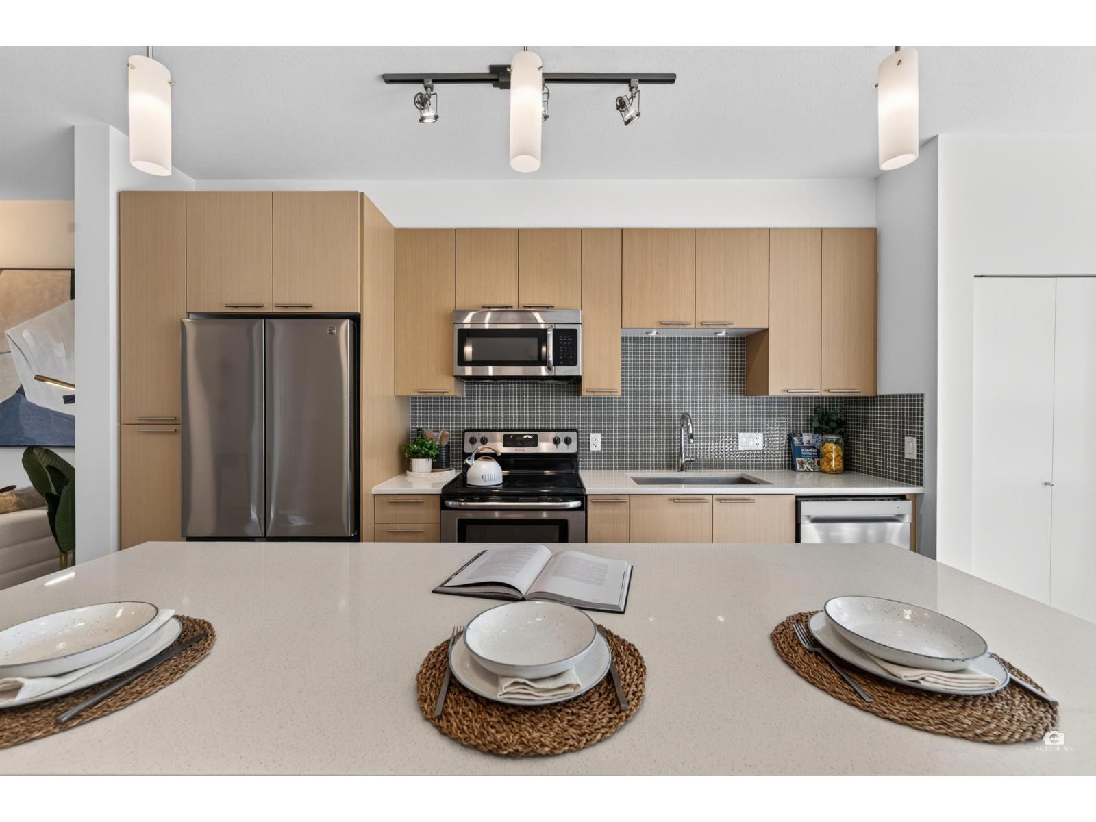 148 2228 162 Street Property Photo 10