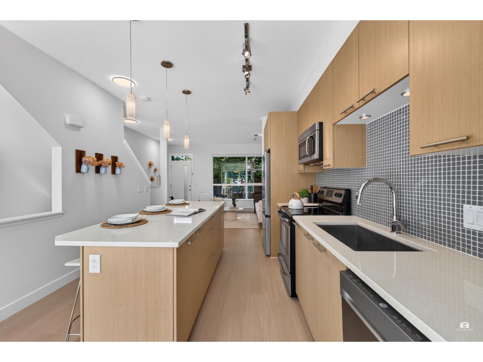 148 2228 162 Street Property Photo 11
