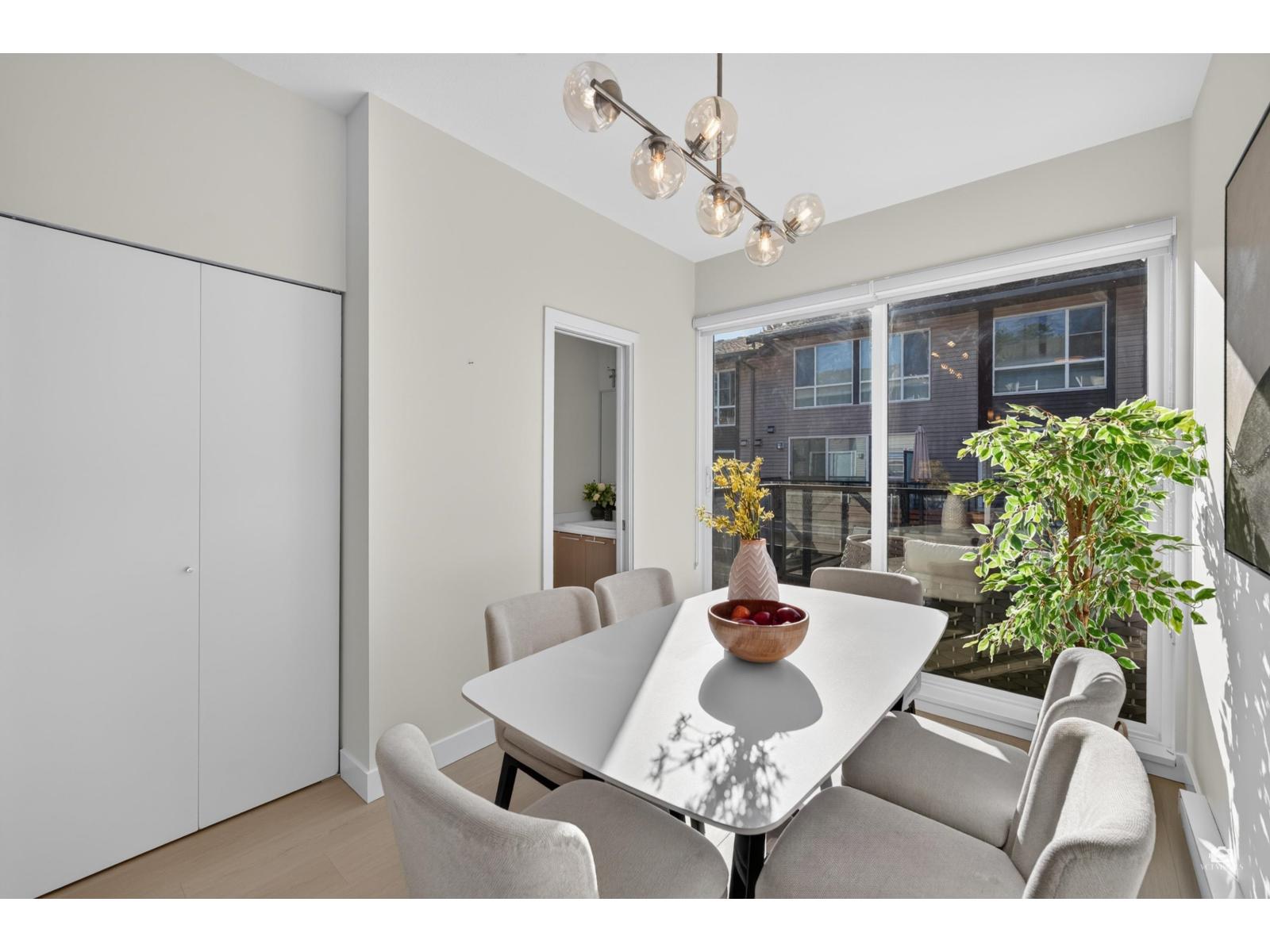 148 2228 162 Street Property Photo 15
