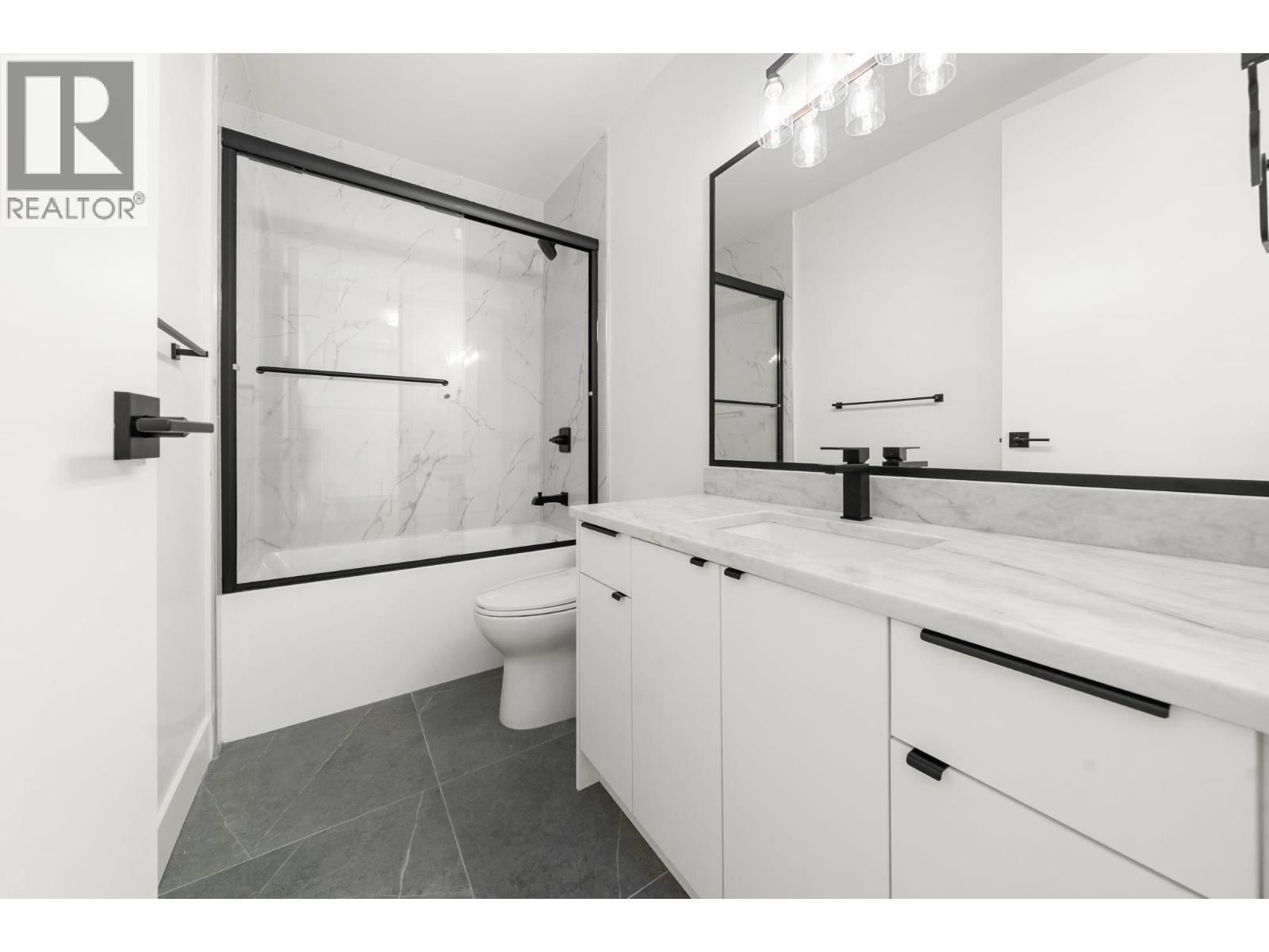 1511 Burrill Avenue Property Photo 32