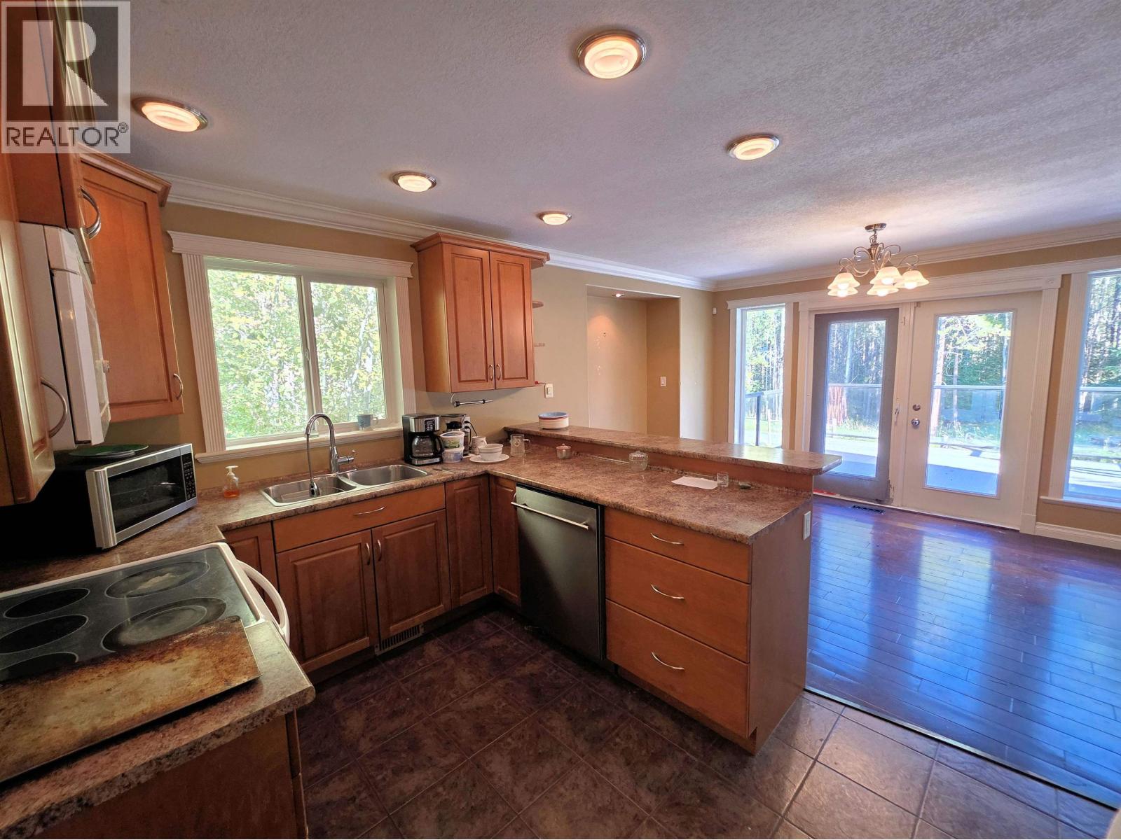 9122 Reynolds Road Property Photo 3