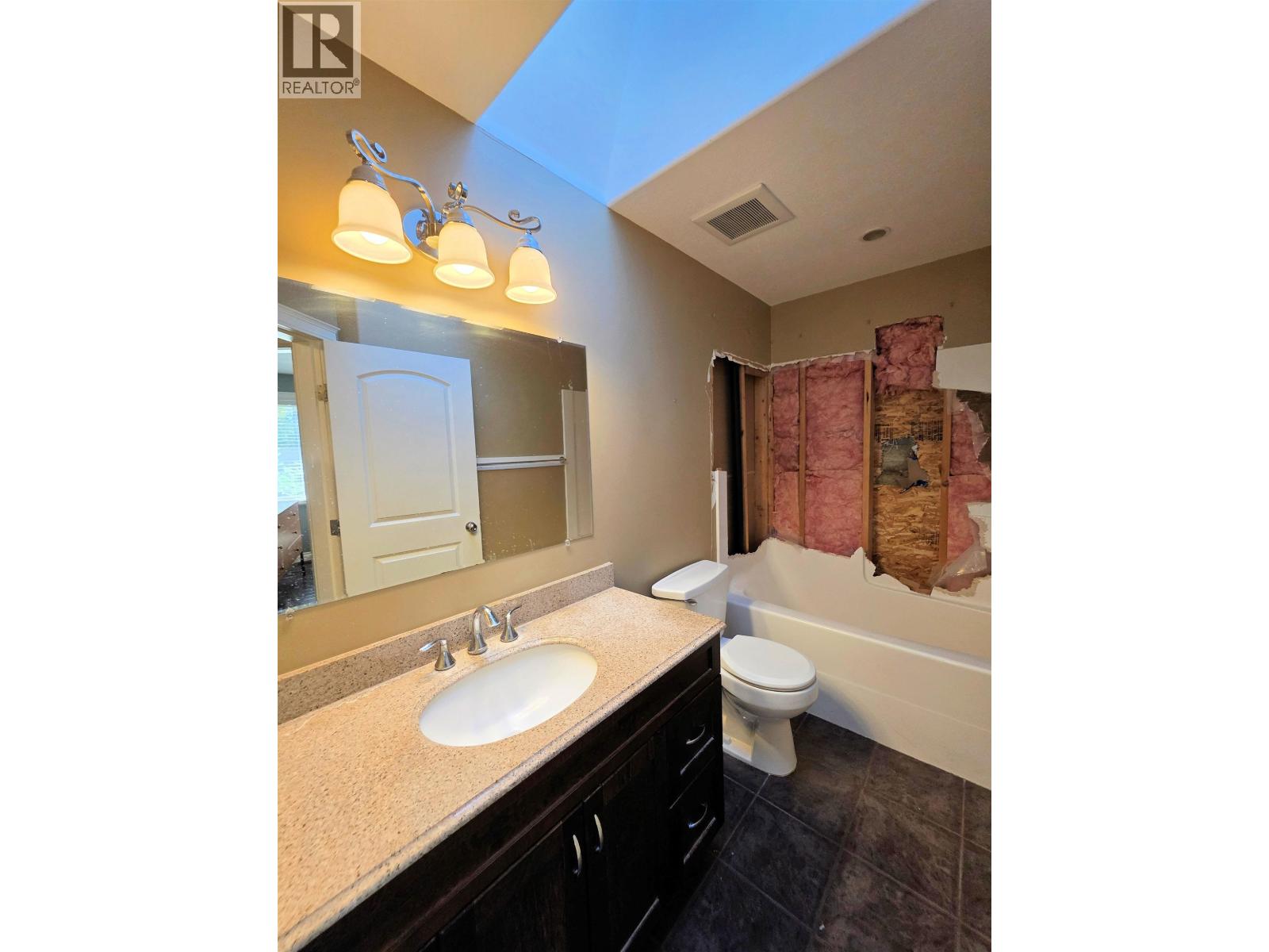 9122 Reynolds Road Property Photo 14