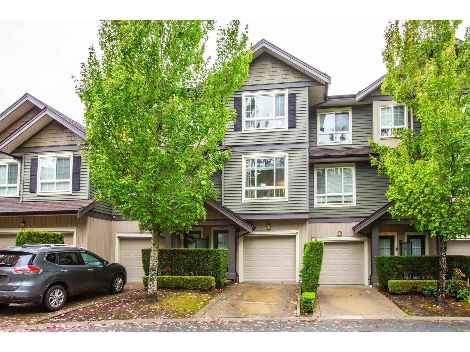 54 21867 50 Avenue Property Photo 2