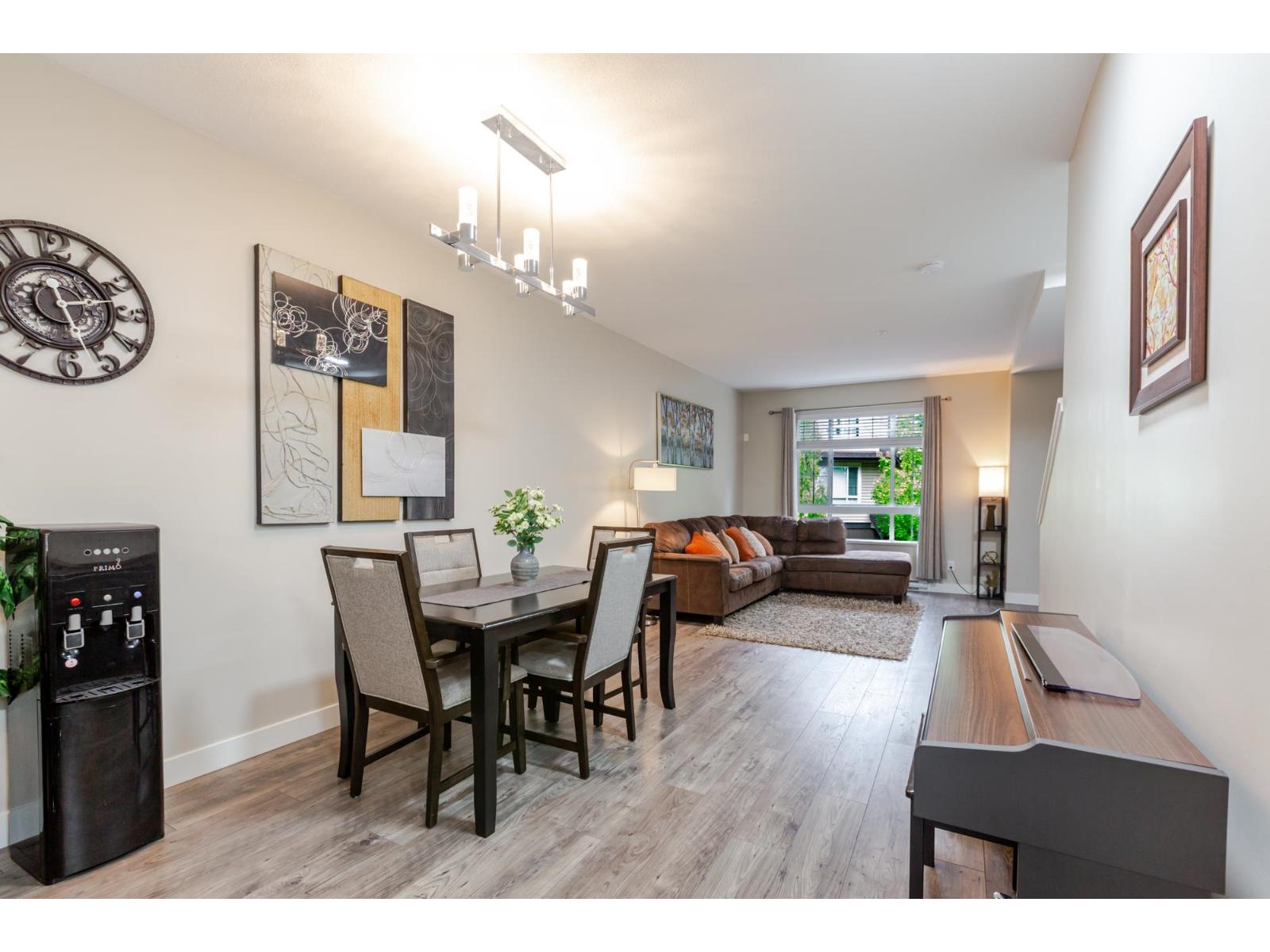 54 21867 50 Avenue Property Photo 11