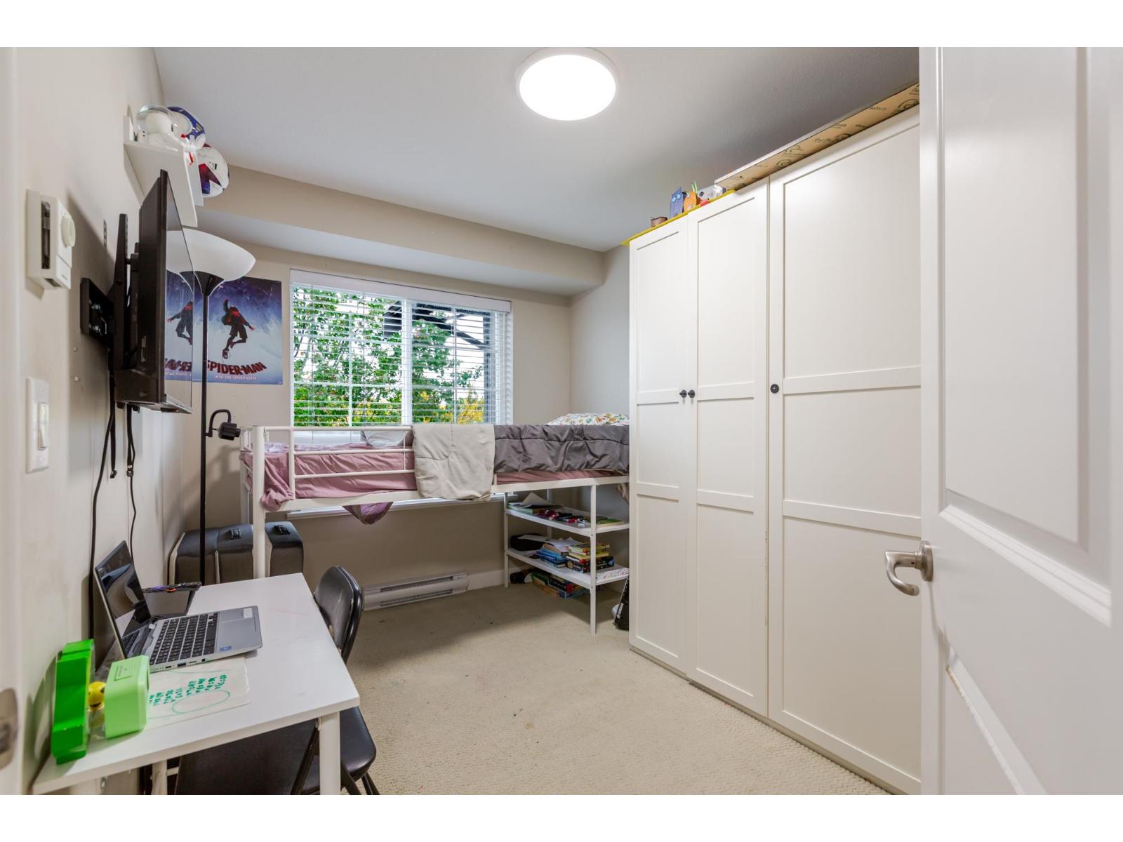 54 21867 50 Avenue Property Photo 27