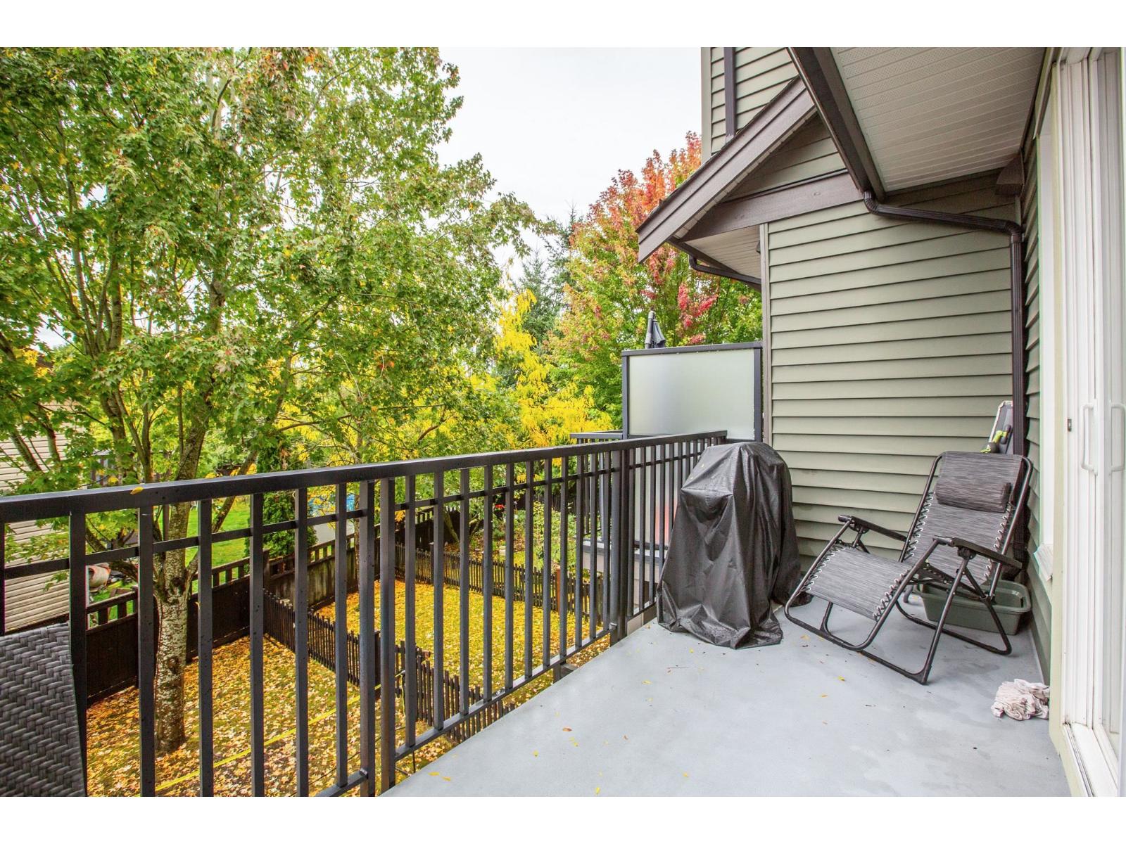 54 21867 50 Avenue Property Photo 31