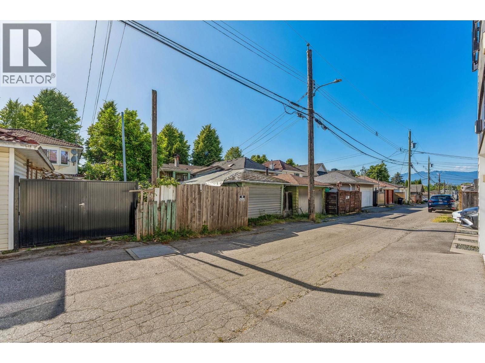 4420 Perry Street Property Photo 12