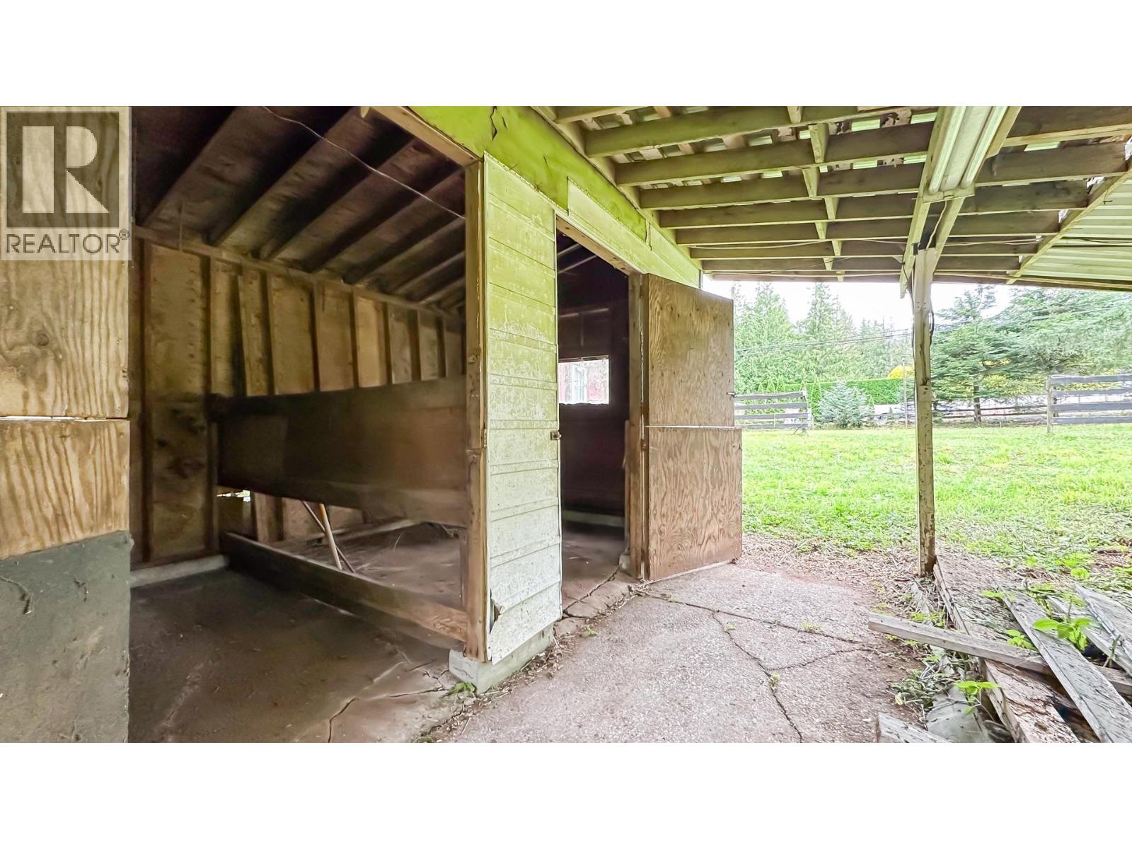 11185 272 Street Property Photo 35