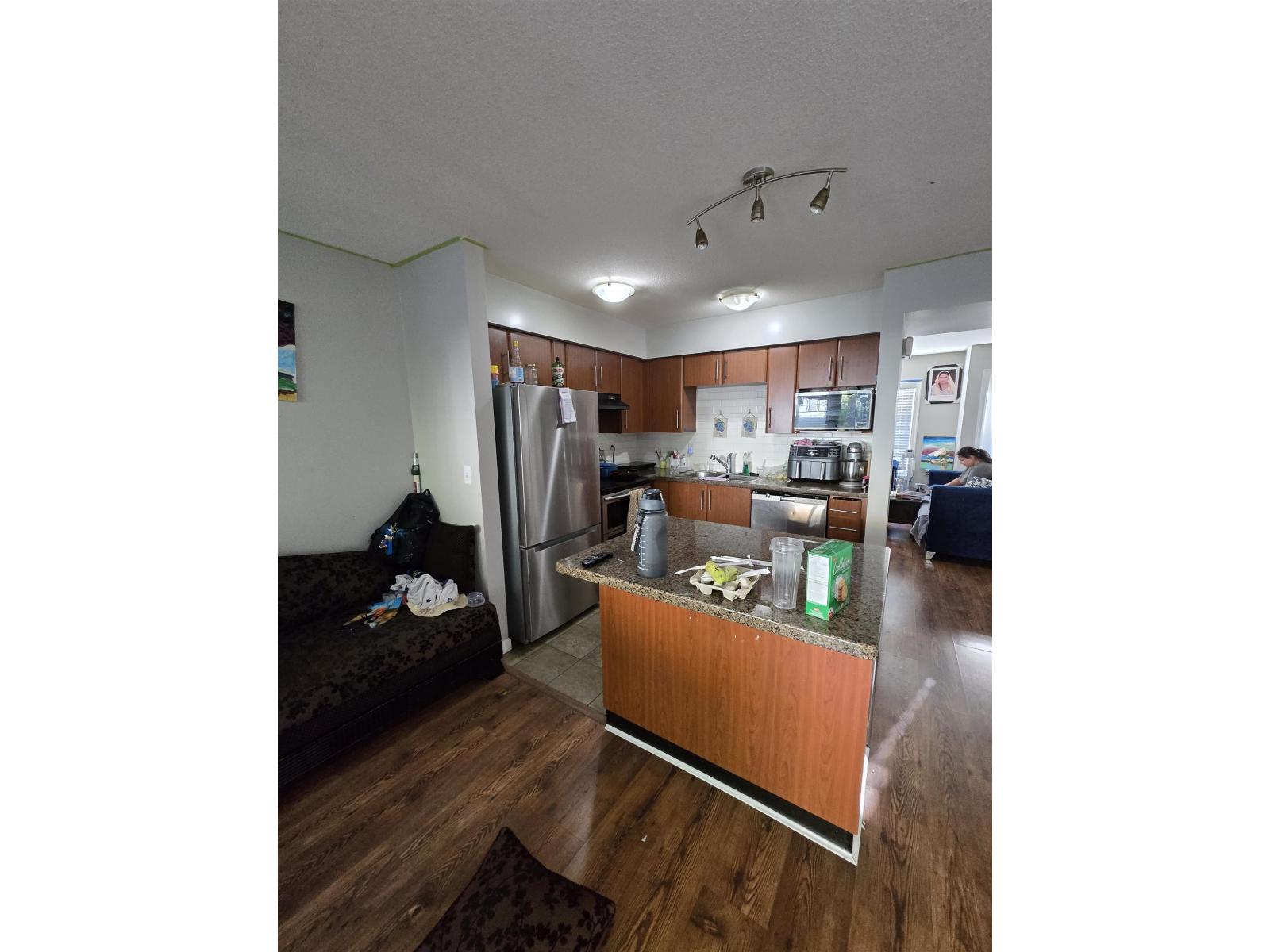 30 6110 138 Street Property Photo 5
