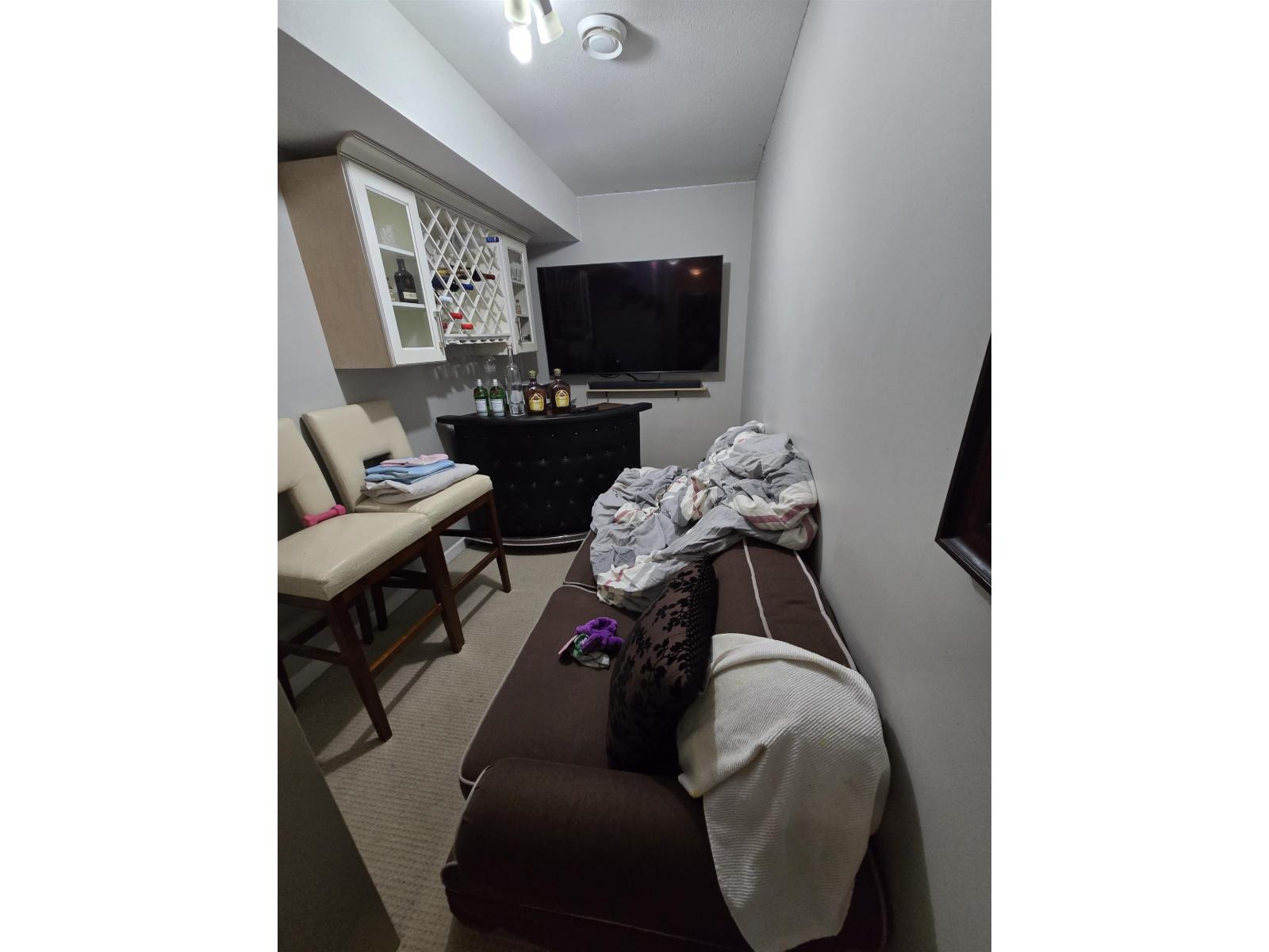 30 6110 138 Street Property Photo 10