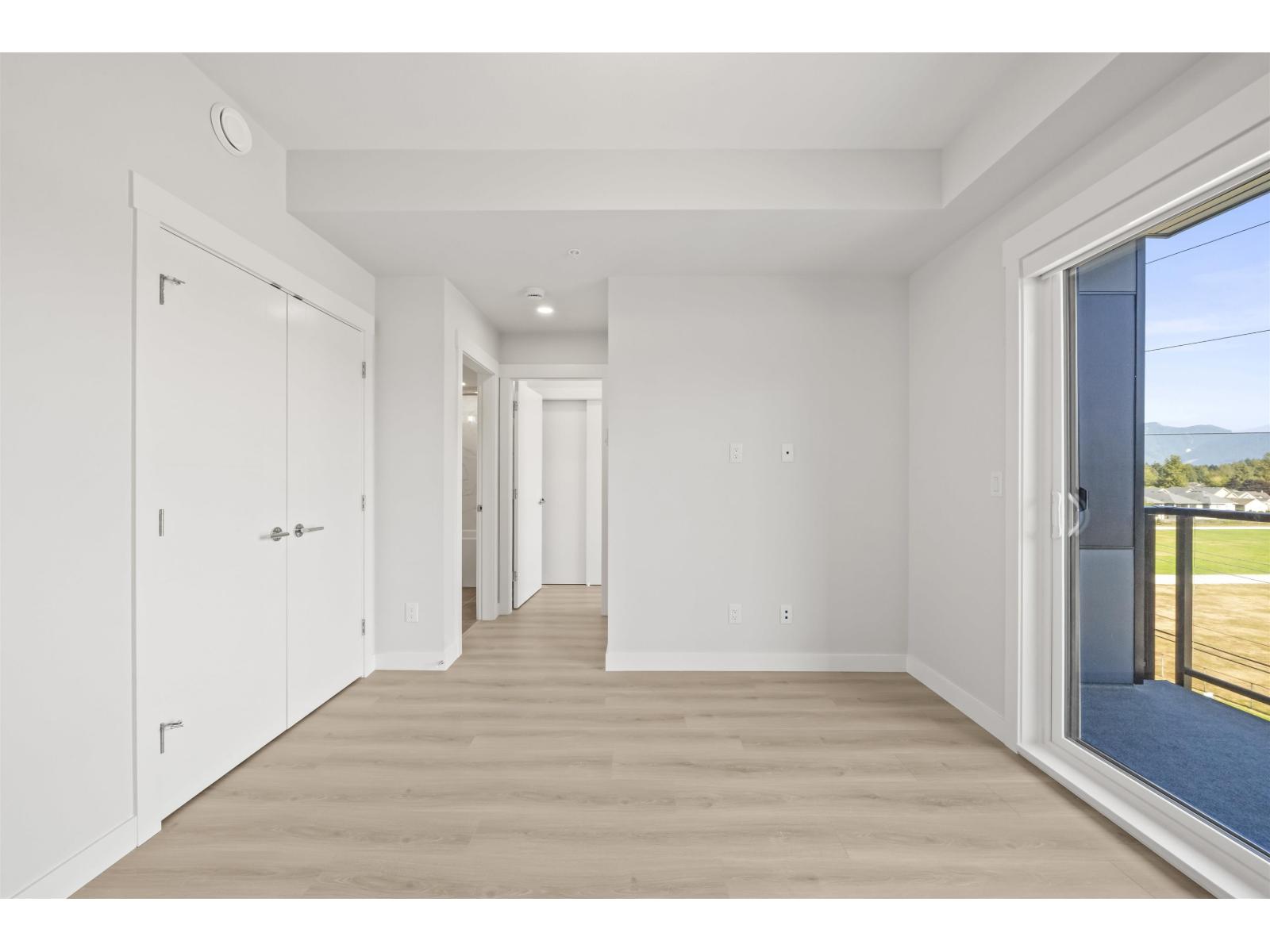 501 8423 Cedar Street Property Photo 7