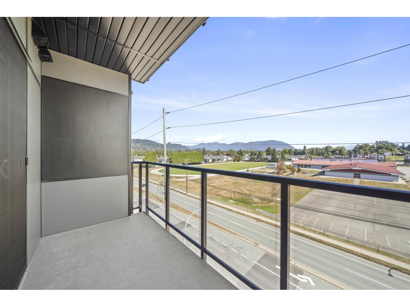 501 8423 Cedar Street Property Photo 10