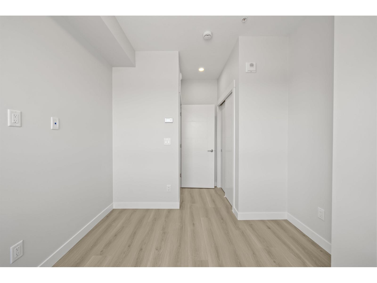 501 8423 Cedar Street Property Photo 15