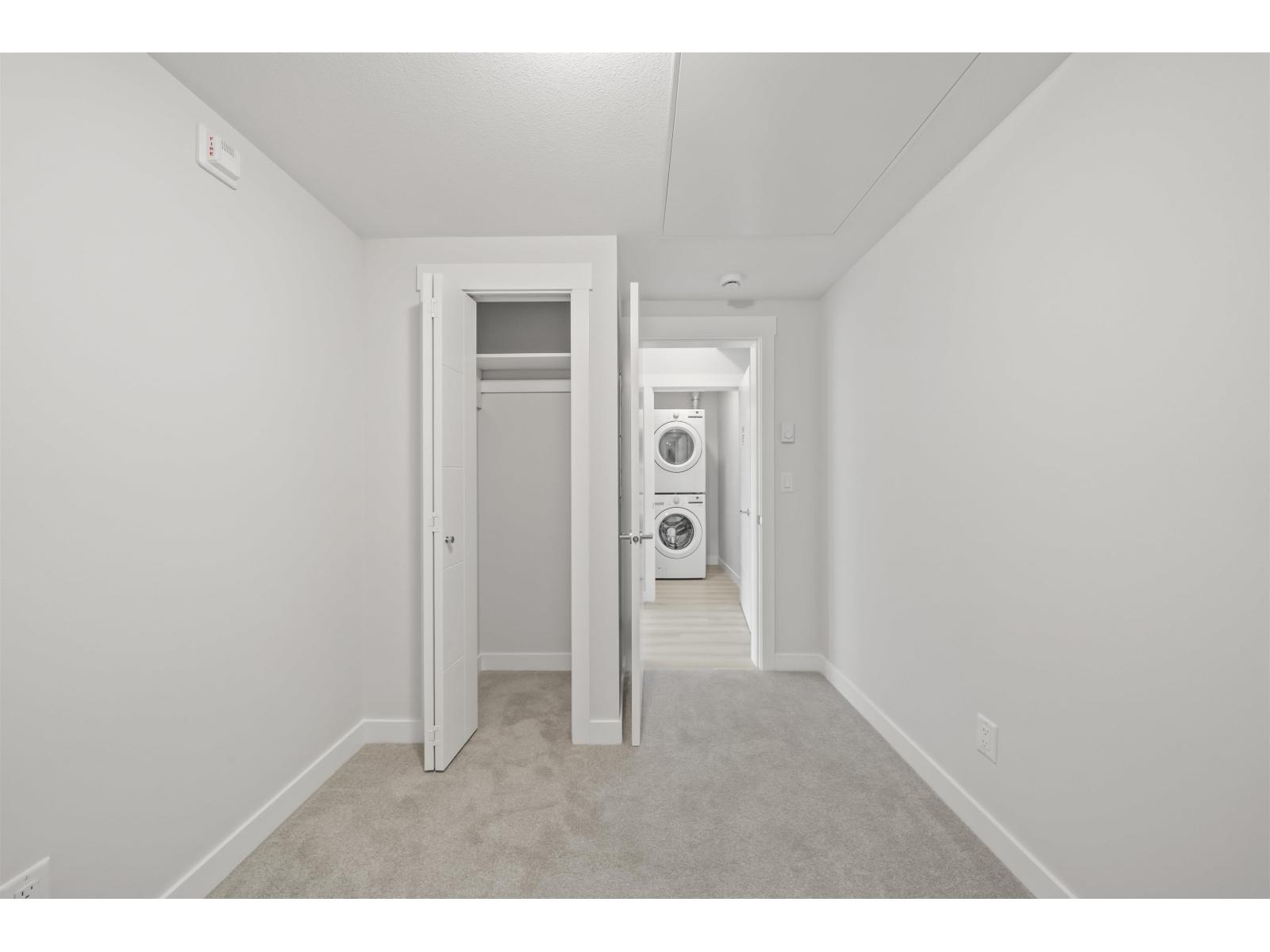 409 8423 Cedar Street Property Photo 21